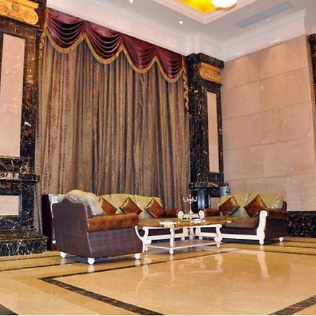 Borman Hotel Guangzhou Panyu Qiaonan Aoyuan Plaza Eksteriør billede